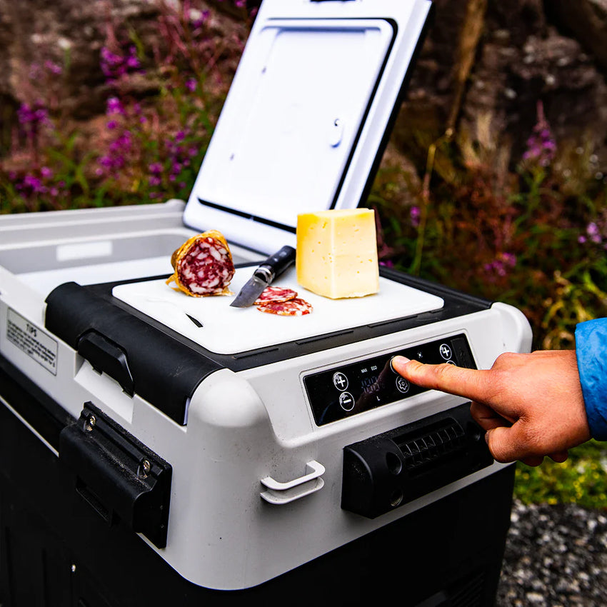 Präzise Temperatureinstellungen, Ansicht mit Wurst und Käse